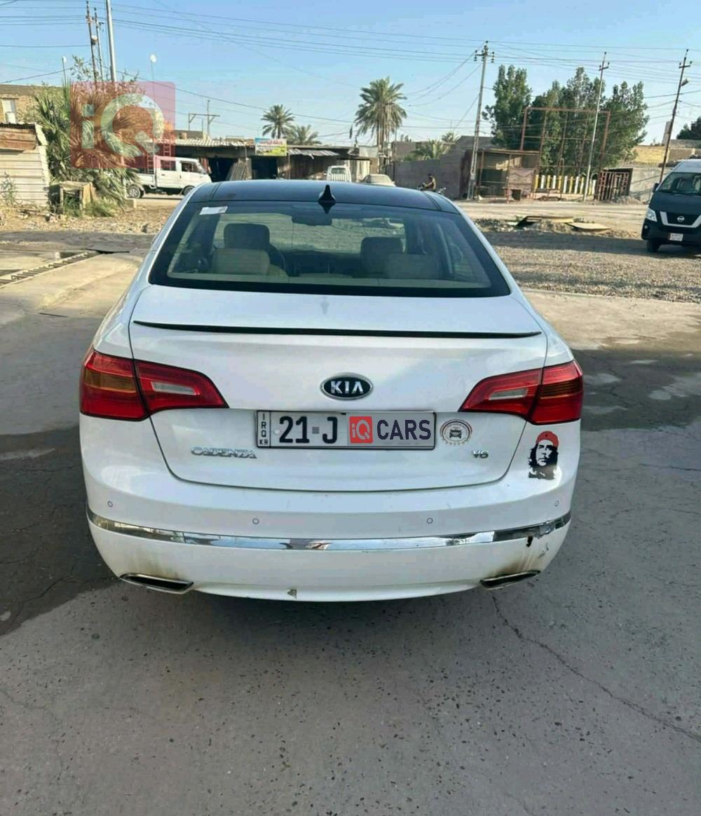 كيا كادينزا